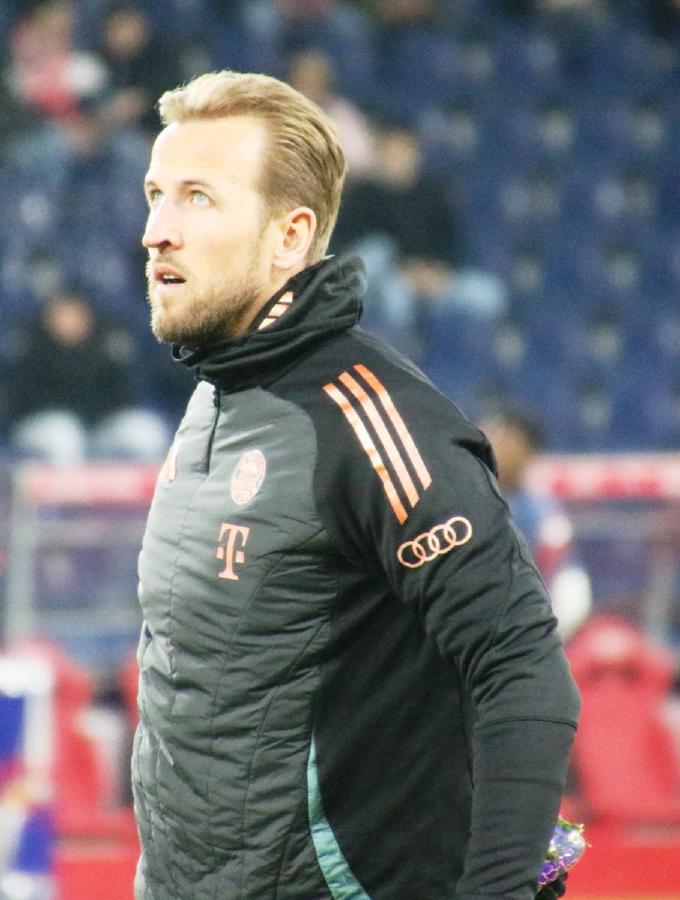 霍内斯：今天我愿花1.5亿买他——凯恩射入第31球，拜仁冲击联赛冠军